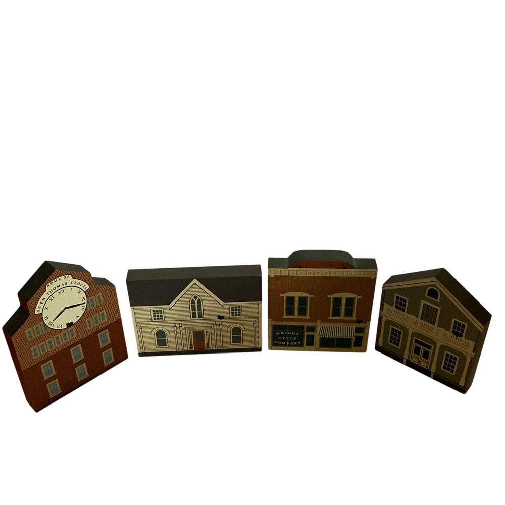 The Cat’s Meow Village 1990 Collector’s Club Series – Lot of 4 Buildings